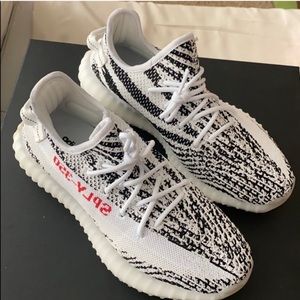Yeezy Boost 350 V2 Zebra